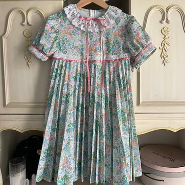 Vintage 1970’s girl’s Easter dress | garden floral print Spring dress, @ size 8 