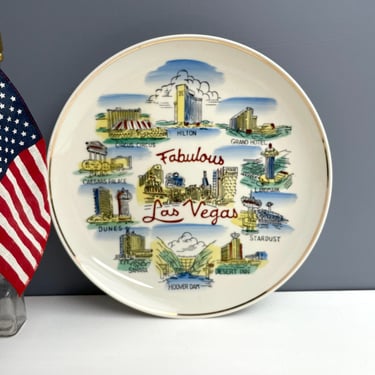 Fabulous Las Vegas souvenir plate - 1960s vintage plate wall decor 