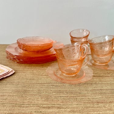 Vintage MacBeth-Evans Pink American Sweetheart Depression Glass Dinner Plates, Cups and Saucers 