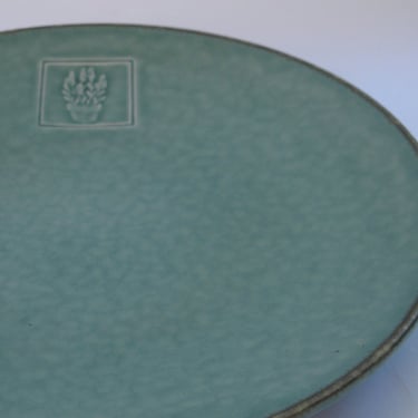 Pfaltzgraff Naturewood Serenity Dinner Plates Seafoam Green Sage 16 available USA Bee Dragonfly Garden Tableware Vintage Stoneware 