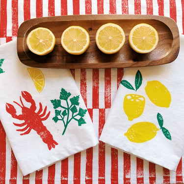 linen dinner napkins. lobster on white. hand block printed. placemats / tea towel. hostess gifting. birthday or dinner party decor. 