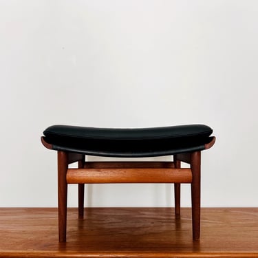 Danish Leather Stool by Finn Juhl for France and Son | 1960s 