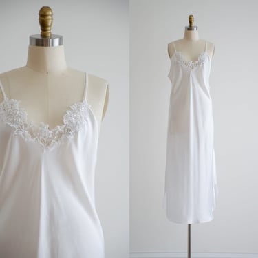 silky white nightgown 90s vintage Frederick's of Hollywood beaded lace lingerie 
