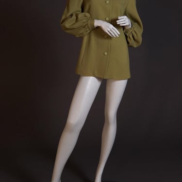 c. 1990 Isaac Mizrahi early designer wool jacket with large bishop sleeve in pea green 