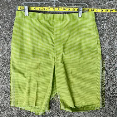Vintage 1960’s Men’s Sta-Prest shorts~ Mod 60’s summer shorts Green micro plaid striped/ 32” waist 