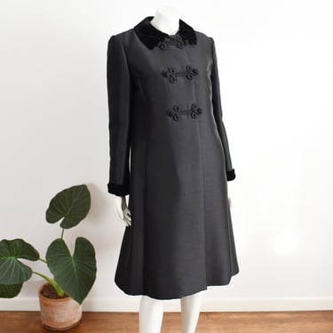 1960s Black Dress Coat with Frog Closures - M 