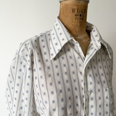 Vintage ‘70s Arrow dagger collar shirt | white & blue dobby stripe button down with wide collar, S/M 