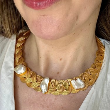 Baroque Pearl Gold Woven Collar Necklace