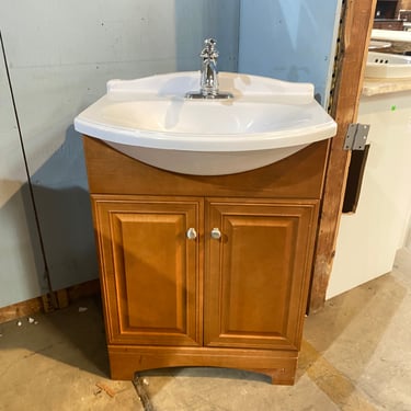 Freestanding Single Bow Front Vanity