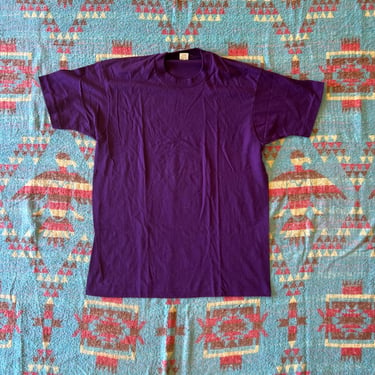 Vintage 1980s Purple Screen Stars Blank T Shirt 