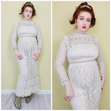 1970s Vintage Montgomery Ward Victorian Revival Wedding Dress/ 70s Cream High Neck Lace Ribbon Prairie Gown / Large 