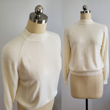 1980s Mock Neck Sweater with Zipper in Back - Vintage Sweater - 80s Sweater - Women's Vintage Size Medium 