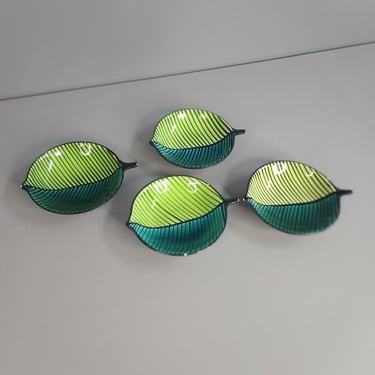 Set of 4 Italian Pottery Small Bowls 