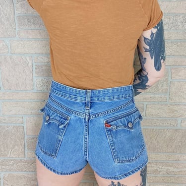 Y2K Levi's Low Rise Cheeky Jean Shorts / Size 32 33 