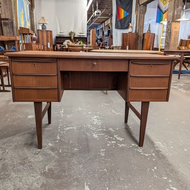 Teak Desk  - 082403