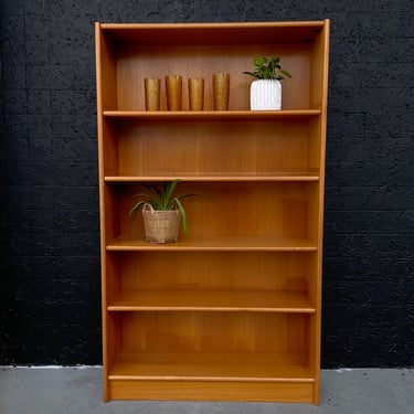 Teakwood 70s-80s Shelf