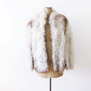 Vintage 70s Mongolian Curly Sheepskin Fur Jacket M - 1970s Cream Shaggy Sheepskin Short Jacket - Bohemian Hippie Style 