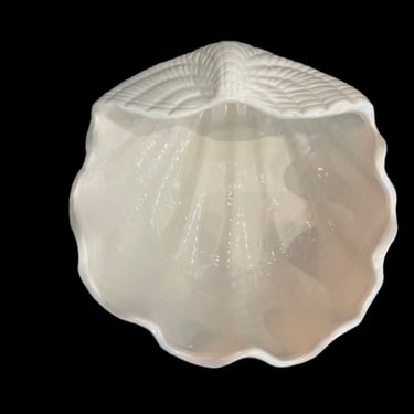 Shell Serving Bowl