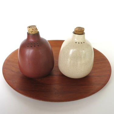 Heath Ceramics Salt And Pepper Shakers In Redwood and Sandalwood, Vintage Edith Heath Shakers From Saulsalito California 