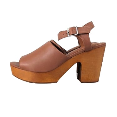 AoverA Cindy Platform Sandal (Size: 8)