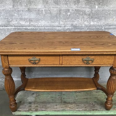 Fancy-Legged Oak Desk (Seattle)