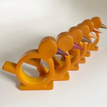 Art Deco 1930s set of 6 Figural Birds Phenolic Bakelite Catalin napkin rings by BakeliteBa