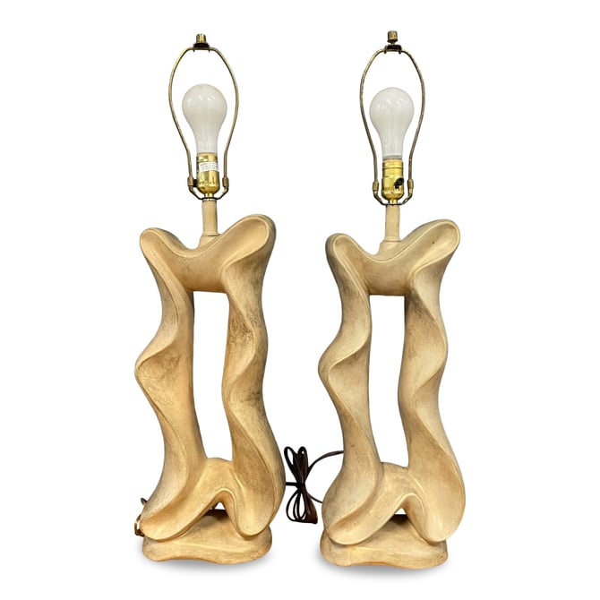 Pair of Biomorphic Post Modern Ribbon Form Ceramic Lamps by Jaru