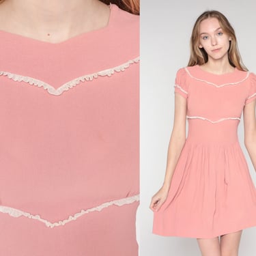 60s Babydoll Dress Blush Pink Mod Mini Dress White Ruffled Lace Trim Cap Sleeve Pleated Girly Empire Waist Vintage 1960s Extra Small xs 