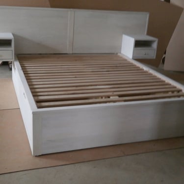 ZCustom Half han, NdFsC01, King, White Oak Platform Bed, 4 drawers, 36.5