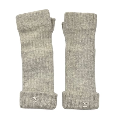 Chanel Grey Cashmere Fingerless Gloves