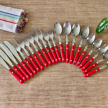 Vintage Red Mardi Gras 21 Piece Flatware Set by Washington Forge - Stainless Steel - Made in Korea 