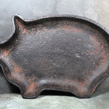 Vintage Cast Iron Pig Shaped Dish | Farm House Decor | Pig Trinket Dish 