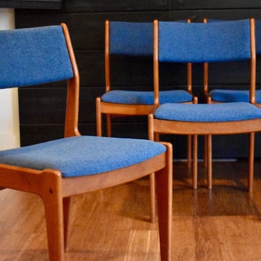 Four Danish teak dining chairs by Scandinavia Woodworks w/new blue upholstery 