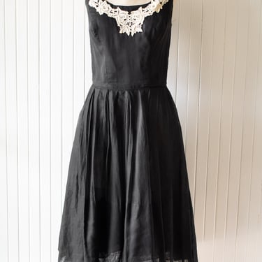 Vintage 1960s Black + White Lace Dress Extra Small