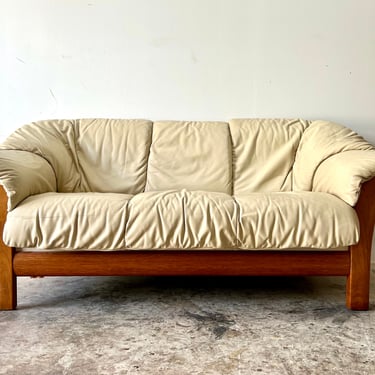 Vintage Mid Century Modern Ekornes ASA Style Sofa 