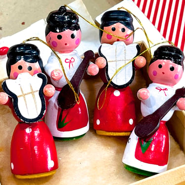 VINTAGE: 4pcs - Wooden Ornaments - Woman Musician Ornaments - Holiday, Christmas - SKU Tub-28-00034546 