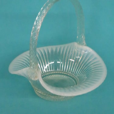 Fenton Twisted Handle Ribbed Opalescent White Glass Brides Basket Vase 951B