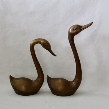 Vintage Mid Century Modern Pair Extra Large Sculptural Brass Swans with Patina 