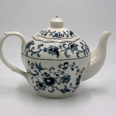 vintage Nikko Ming Tree Blue teapot 