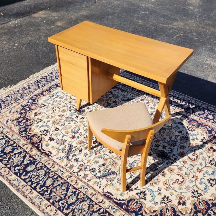 Mid Century Modern Desk/Vanity and Matching Chair. 21x45x30" tall.