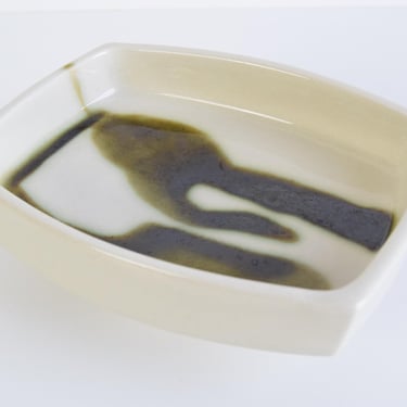 Ceramic bowl or ashtray, Ditmar Urbach, 1960s. 