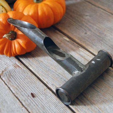 Antique apple corer / primitive tin fruit corer / vintage kitchen utensil / rustic kitchen tools / antique cheese tester 