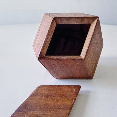 Stunning Geometric Carved Figural Box Puzzle with Secret Compartments Artisanal Mid Century Vintage Rare 