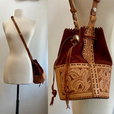 Vintage 70s TOOLED Leather + SUEDE Bucket Bag / Cross Body Converts to Shoulder Bag / Silver CONCHO Drawstring Closure / Fresh 