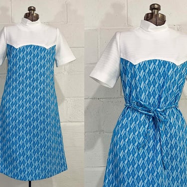 Vintage Mod A-Line Dress Blue White Geometric Textured Mockneck Short Sleeves Mod 60s Aesthetic Mad Men Megan Draper Twiggy 1960s Large 