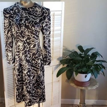 80s/90s  Carolina Herrera Neiman Marcus Silk Dress USA Made sz Med/L 