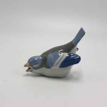 vintage porcelain bird 