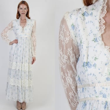 Cottagecore Bohemian Wedding Dress, Vintage 70s Lace Up Corset Gown, Tiered Long Full Flower Print, Sheer Lace Sleeves 