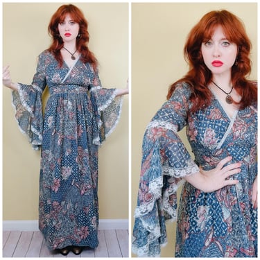 1970s Vintage Blue Batik Floral and Butterfly Print Maxi Dress / 70s / Seventies Ruffled Bell Sleeve Lace Trim Prairie Gown / Size Large 