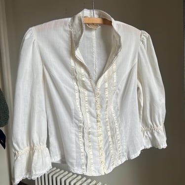 70’s vintage Jessica’s Gunnies white Gunne Sax Victorian revival prairie blouse with lace & cream satin trim 